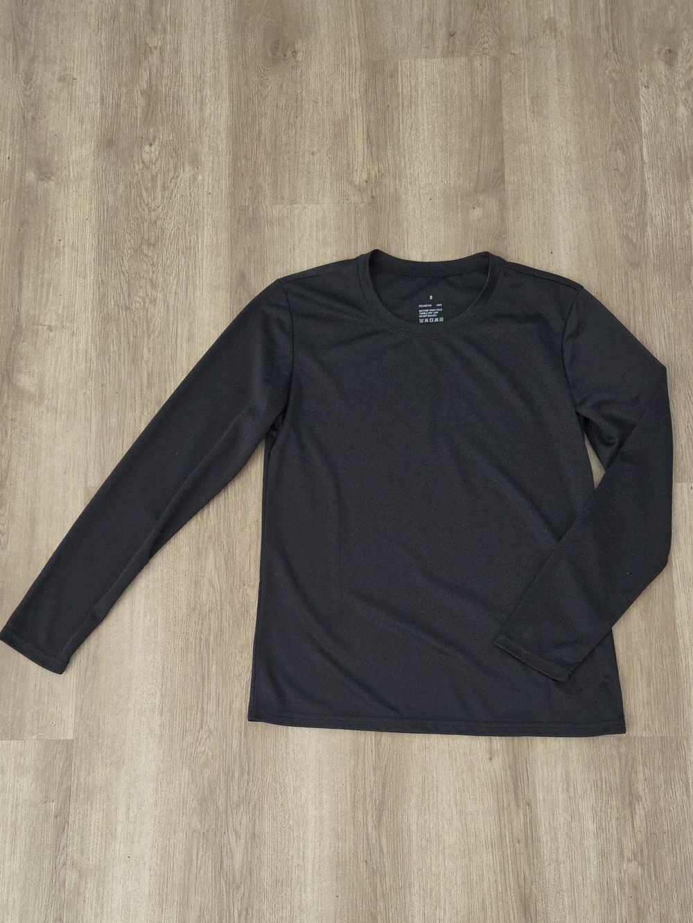 Womens Black Long-Sleeve Crewneck Shirt